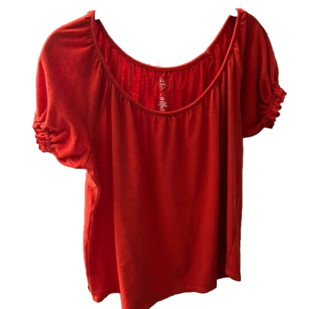 St. John’s Bay Women’s Top ruffled sleeves Medium Red